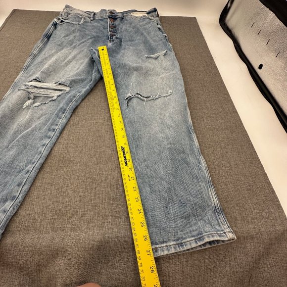 New! Arizona Curvy Mom Jeans High Rise‎ Ripped Distressed Tapered Leg Plus 21 - Picture 7 of 15